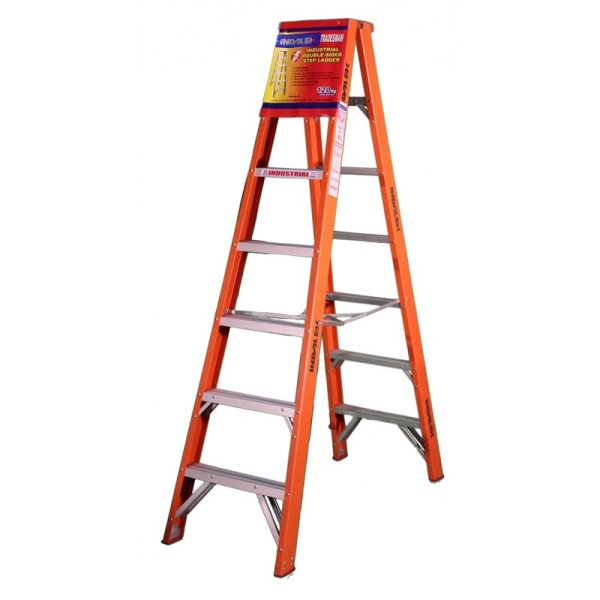 Tradesman F/Glass Double Sided Step Indalex Ladder 7'